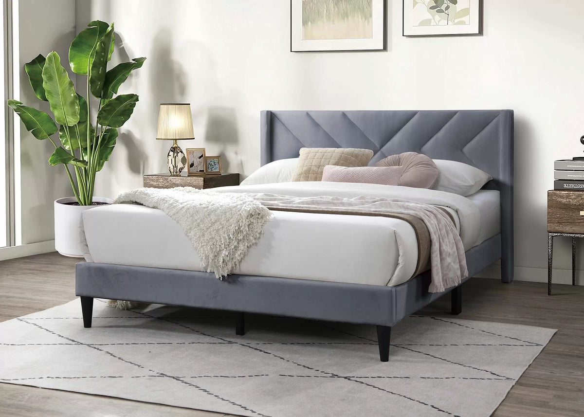 Full/Queen Size Bed