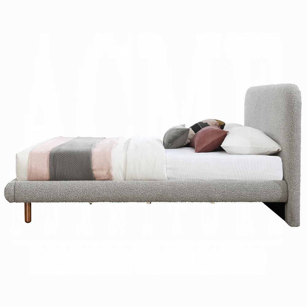 Cleo Queen/ E King Bed