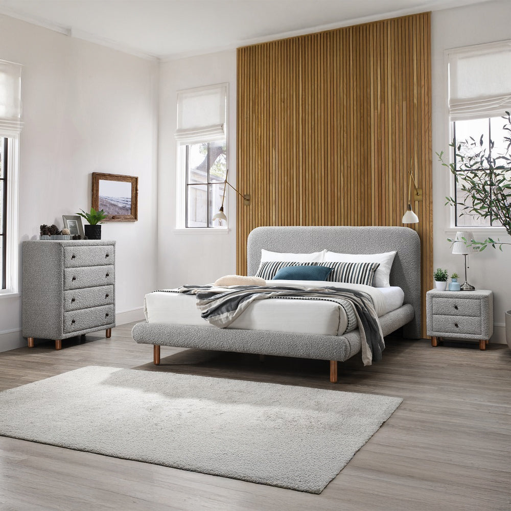 Cleo Queen/ E King Bed