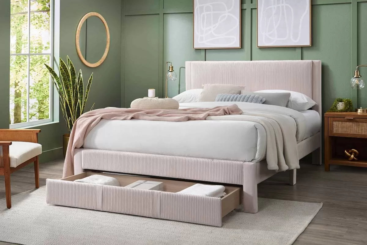 Full/Queen Size Bed