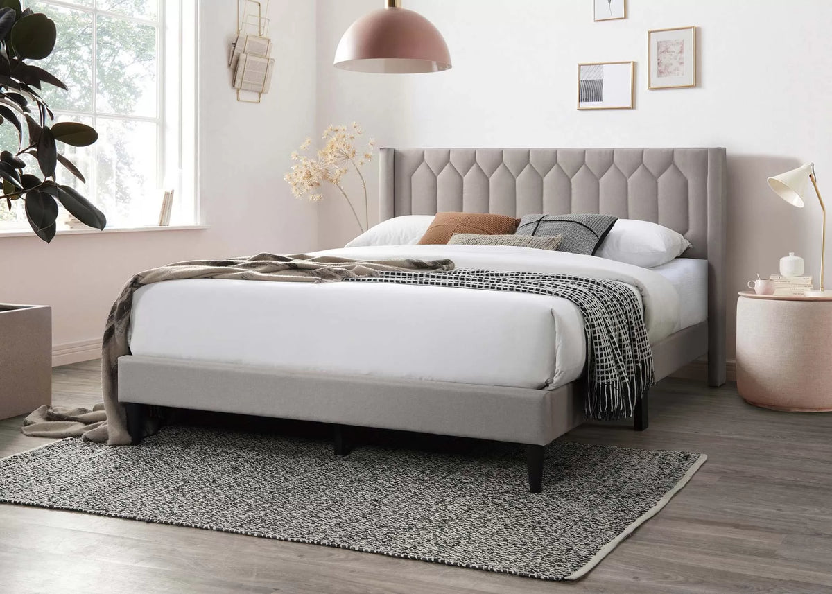 Full/Queen Size Bed